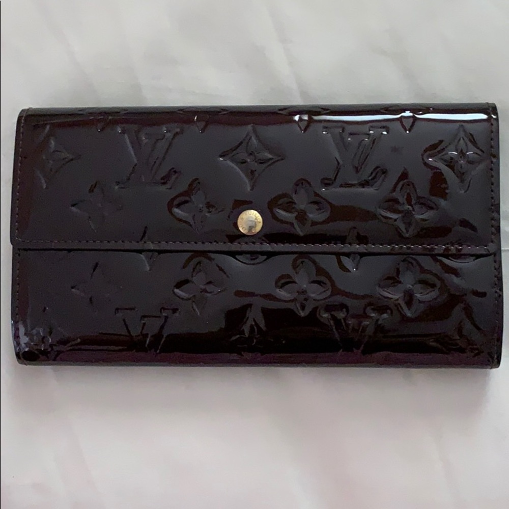 💯 Louis Vuitton Vernis Sarah Wallet
